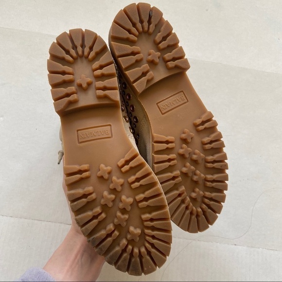 Balmain Beige Tia Suede Grommet Ankle Boots 38.5 - Picture 7 of 9